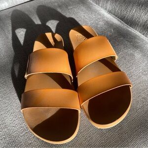Reef Cushion Vista Slide Sandals Women's Size 9 Tan Double Strap Comfort Slip On